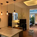 Hyde Park 3Bed With Patio As Seen On Tv House Hunters International