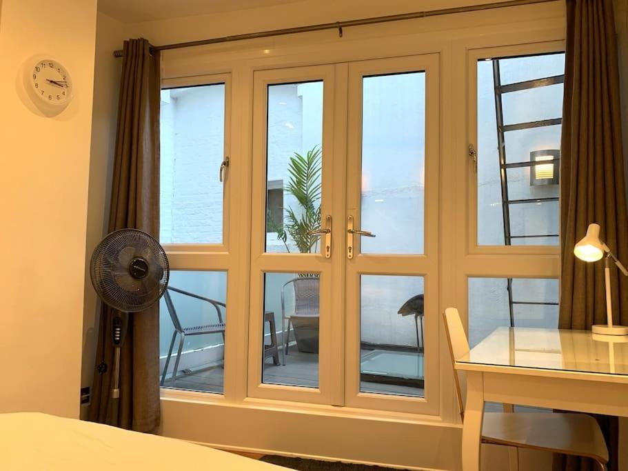 Hyde Park 3bed With Patio As Seen On Tv House Hunters International * Londra